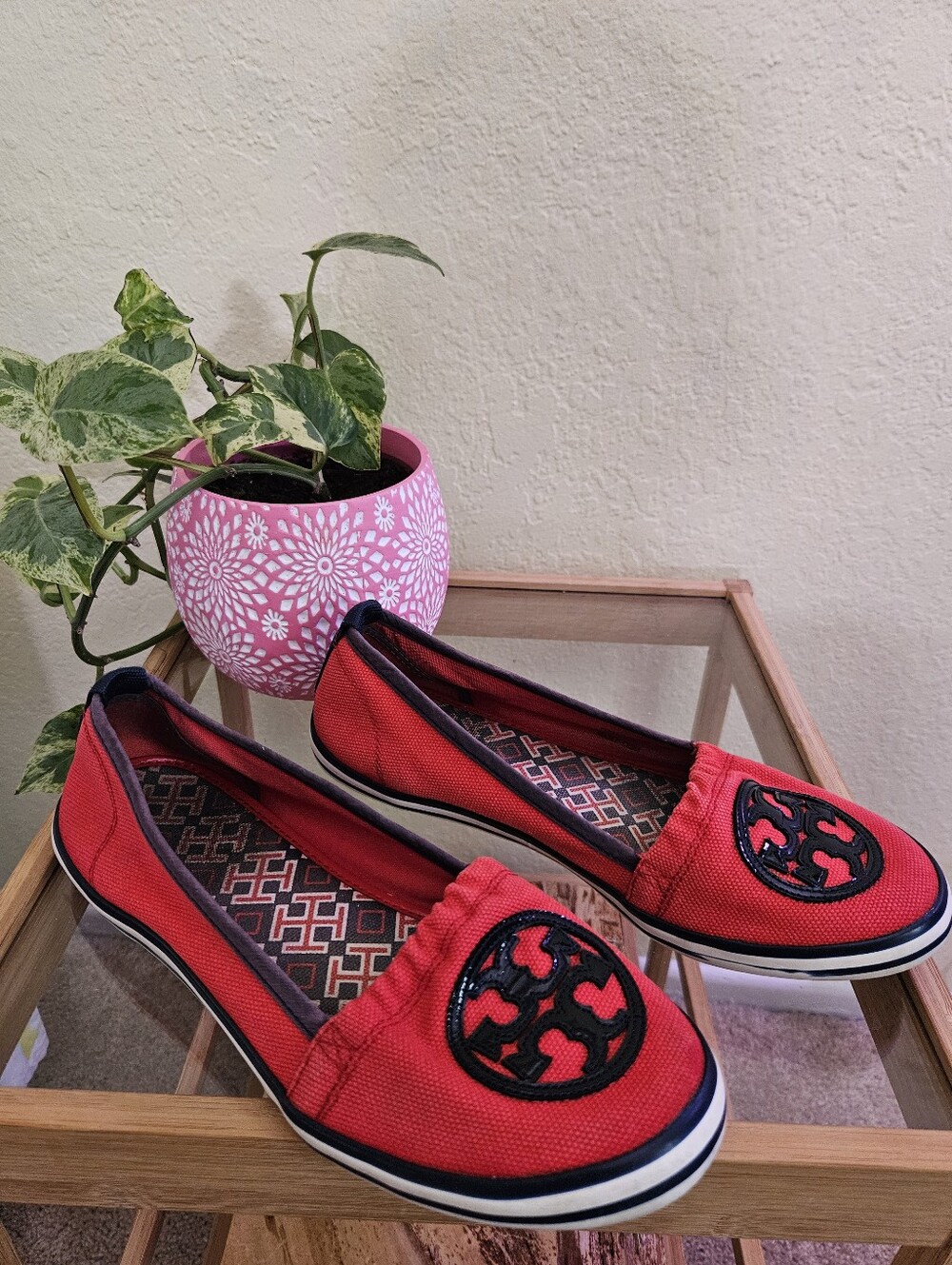 Tory Burch Raymond Red Canvas Slip-On Loafers with Black Logo Sz 9
